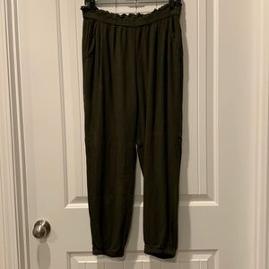 American Eagle Pants with sinched waist and ankles